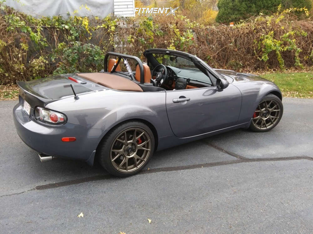2007 Mazda MX-5 Miata Grand Touring with 17x8 Konig Ampliform and Nitto  215x40 on Coilovers | 825406 | Fitment Industries