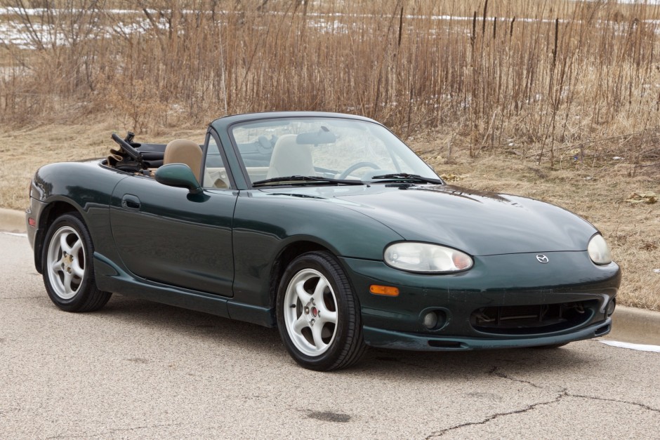 No Reserve: 2000 Mazda MX-5 Miata 5-Speed for sale on BaT Auctions - sold  for $6,300 on March 15, 2019 (Lot #17,127) | Bring a Trailer