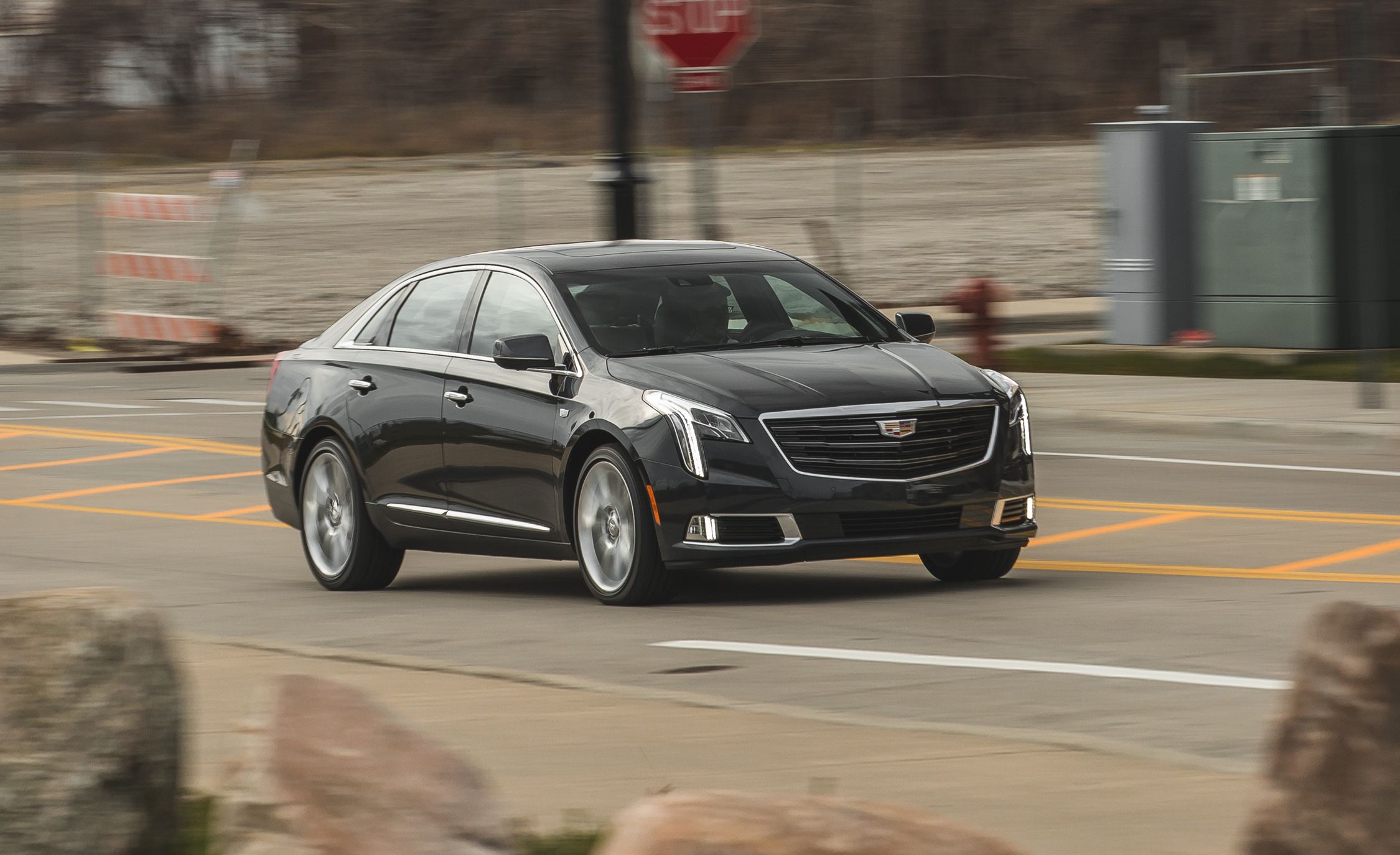 2018 Cadillac XTS Review, Pricing, and Specs