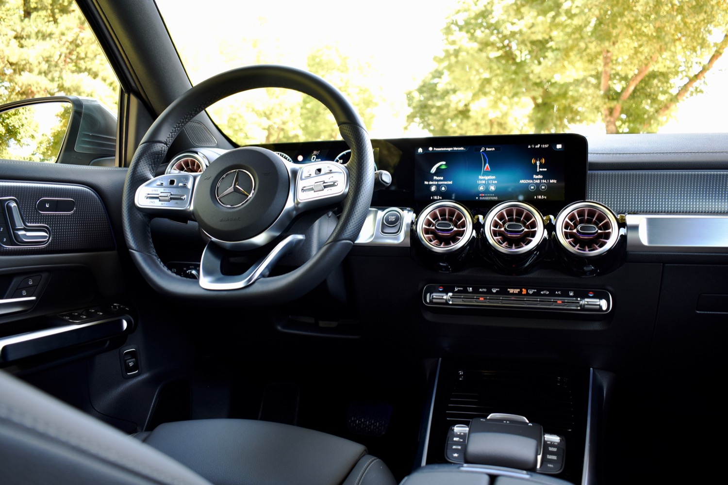 2022 Mercedes-Benz EQB first drive review: A better EV twin | Digital Trends