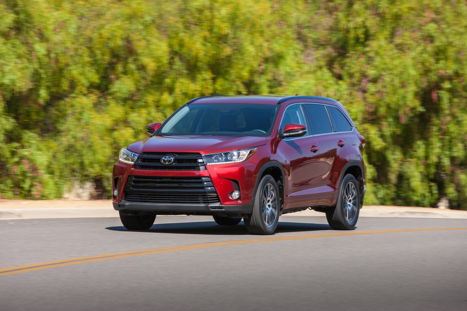 2017 Highlander with More Power, More Safety and More Model Choices Adds up  to More Value Pricing - Toyota USA Newsroom