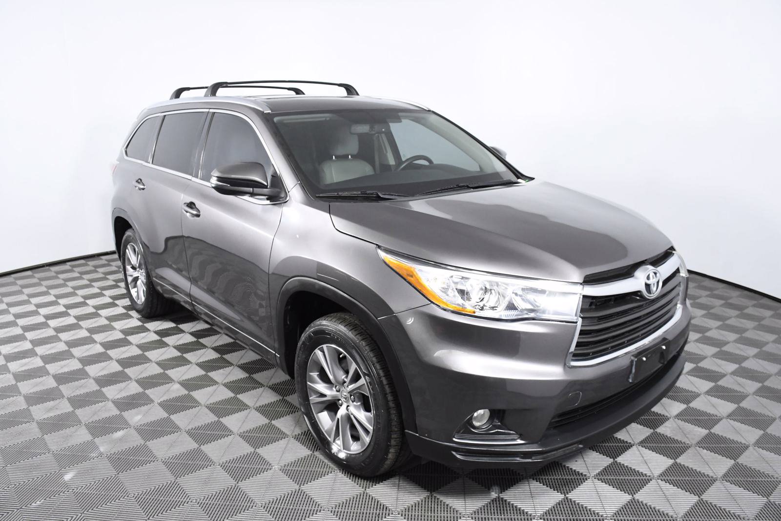 Pre-Owned 2015 Toyota Highlander XLE V6 Sport Utility in Palmetto Bay  #342492 | HGreg Nissan Kendall
