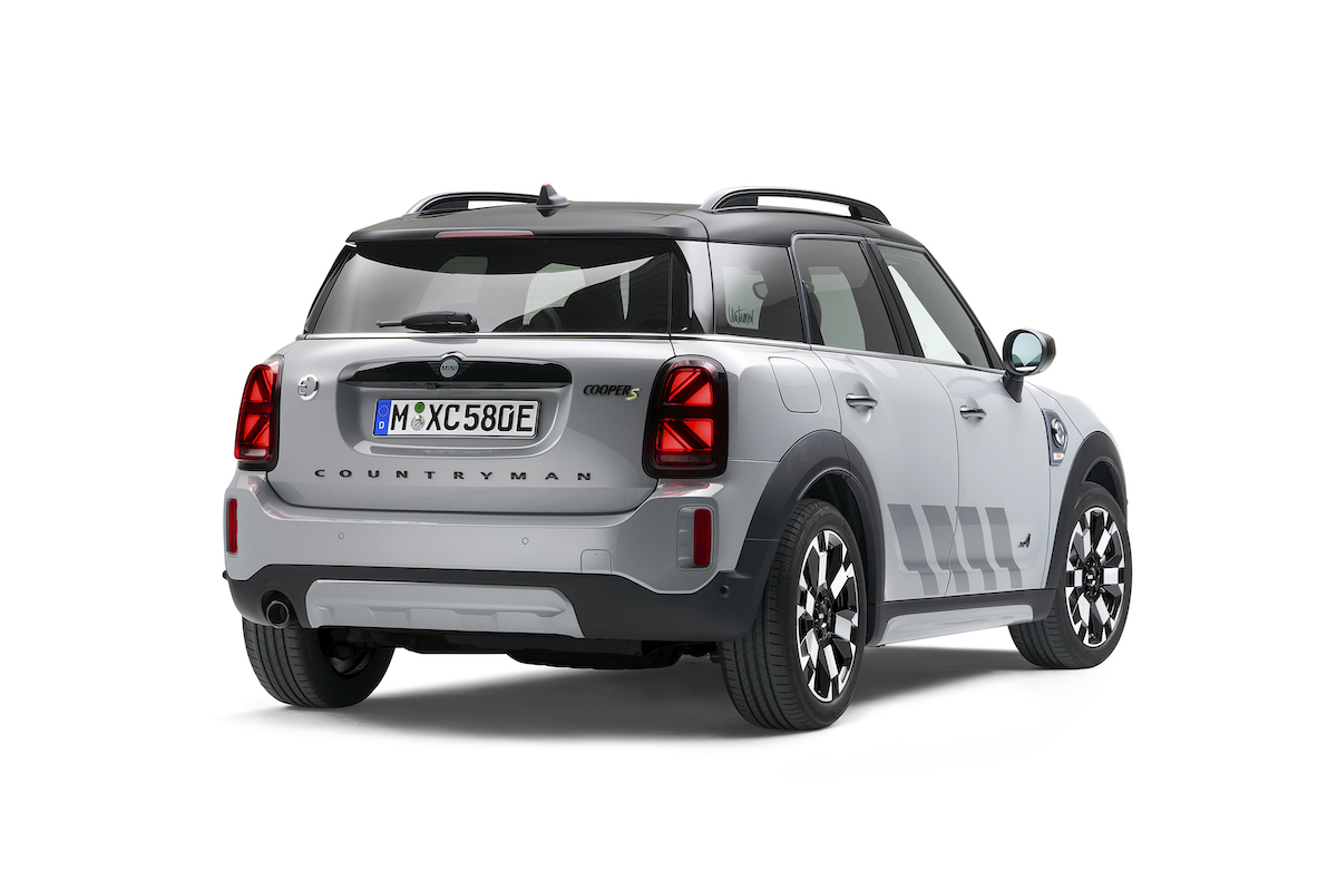The Mini Countryman Fixes the Cooper's Biggest Problem but Creates Another