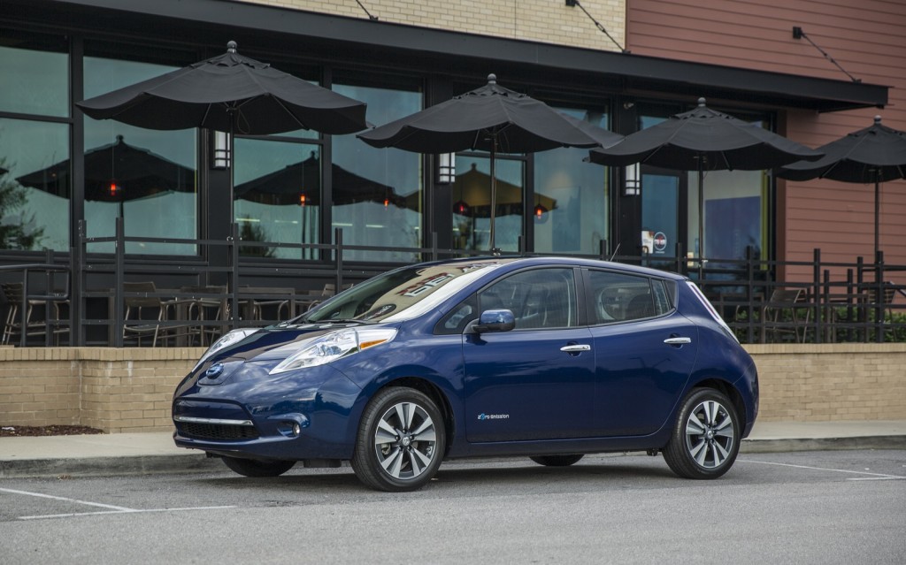 2016 Nissan Leaf Review, Ratings, Specs, Prices, and Photos - The Car  Connection