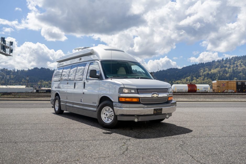 2010 Chevrolet Express 3500 Airstream Avenue for sale on BaT Auctions -  sold for $57,000 on May 9, 2022 (Lot #72,787) | Bring a Trailer