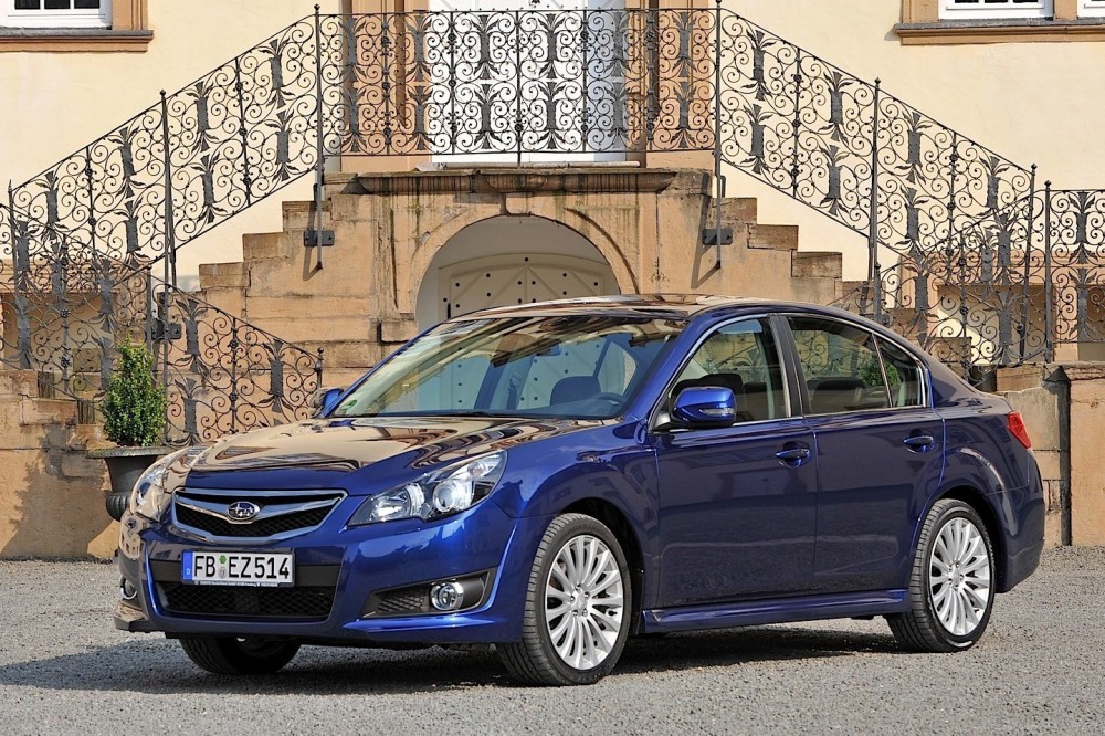 Subaru Legacy 2009 Sedan (2009 - 2012) reviews, technical data, prices