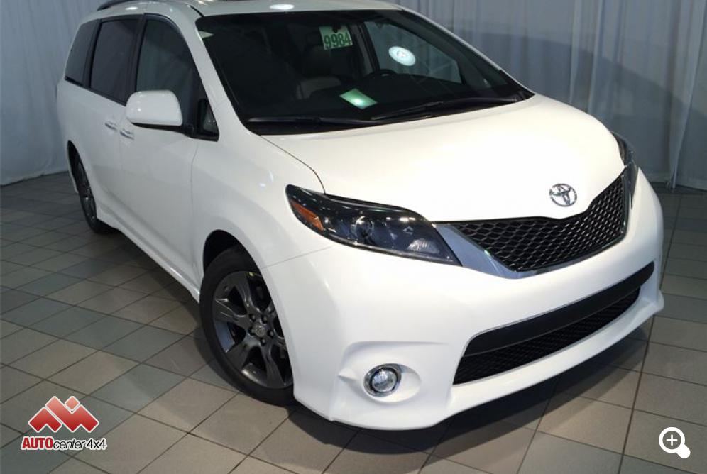 2016 Toyota Sienna SE FWD + Technology package