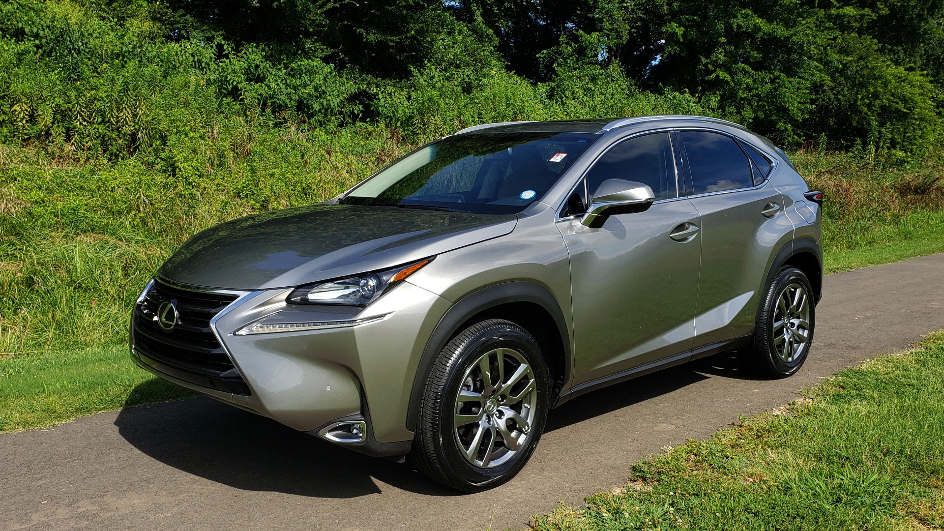 Used 2016 Lexus NX 200T FWD / PREMIUM PKG / SUNROOF / BSM / REARVIEW For  Sale ($23,495) | Formula Imports Stock #F10590