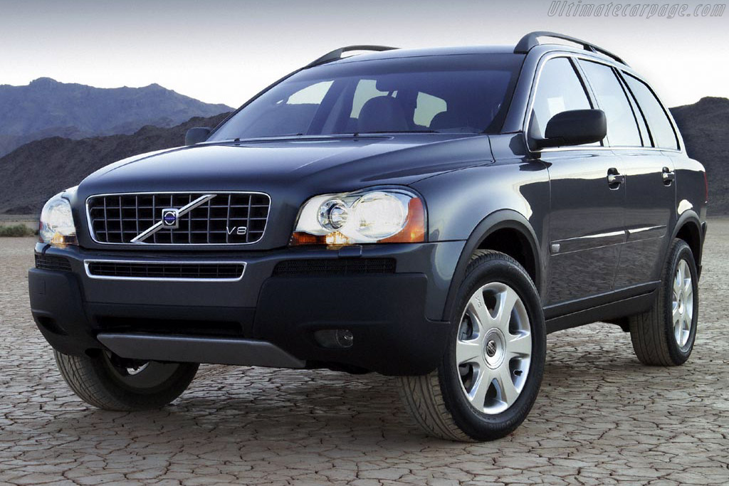 2004 Volvo XC90 V8 - Images, Specifications and Information