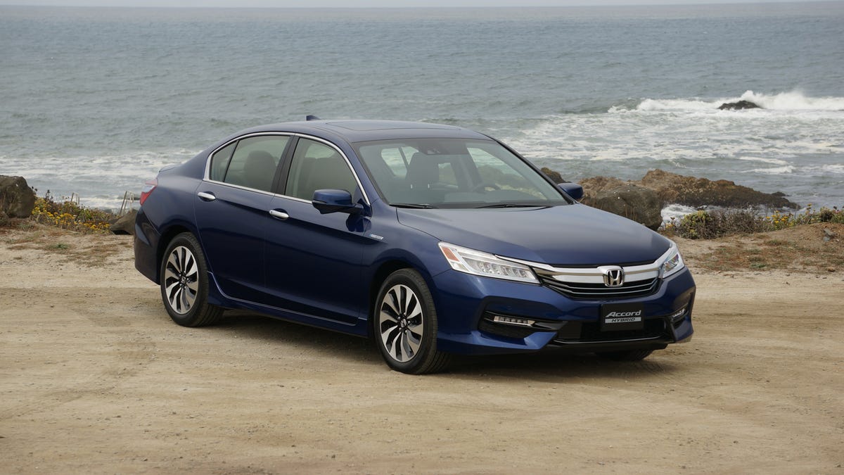 2017 Honda Accord Hybrid review: The new Honda Accord Hybrid: What you hear  isn't always what you get - CNET