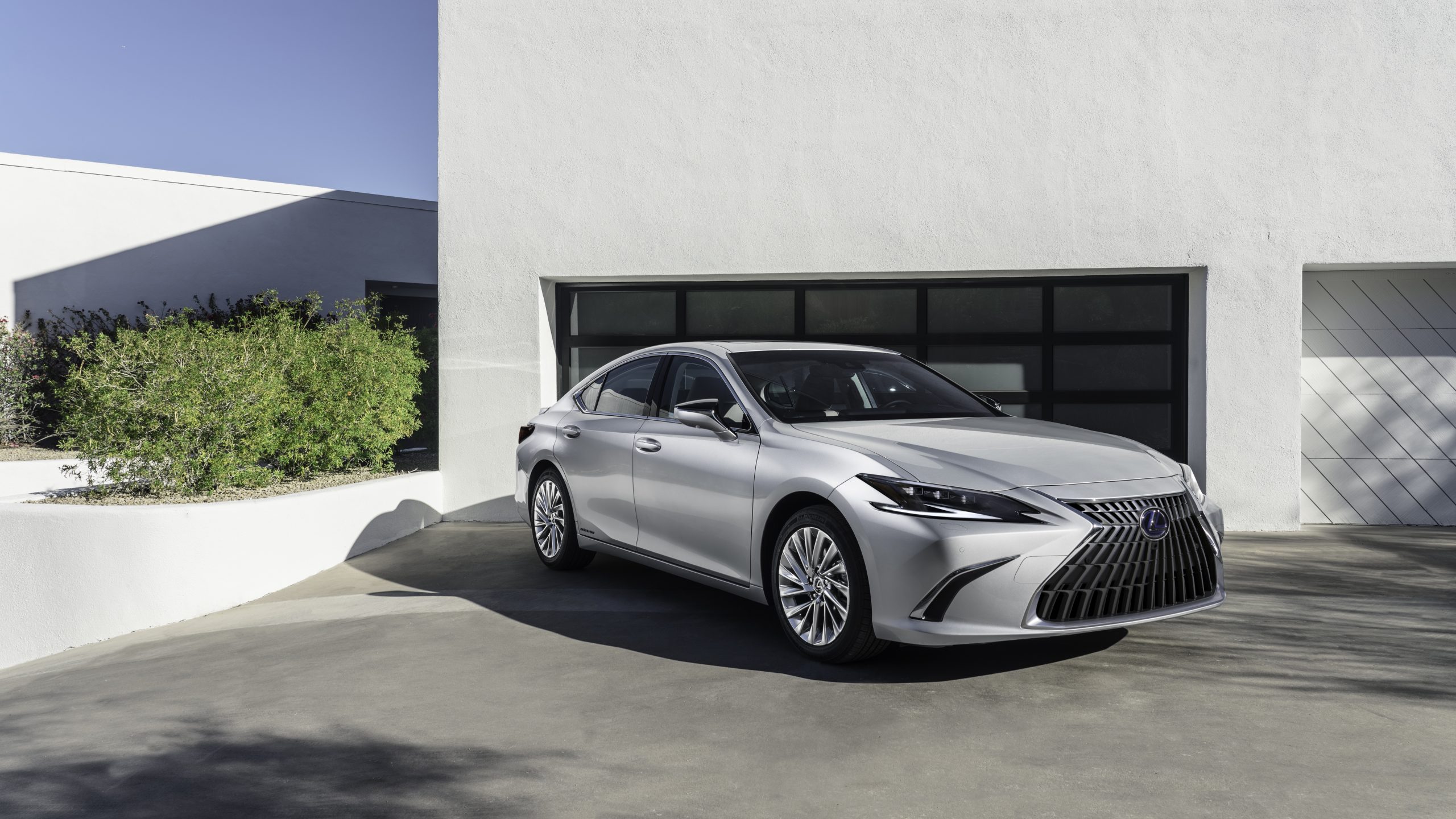 New and Used Lexus ES: Prices, Photos, Reviews, Specs - The Car Connection