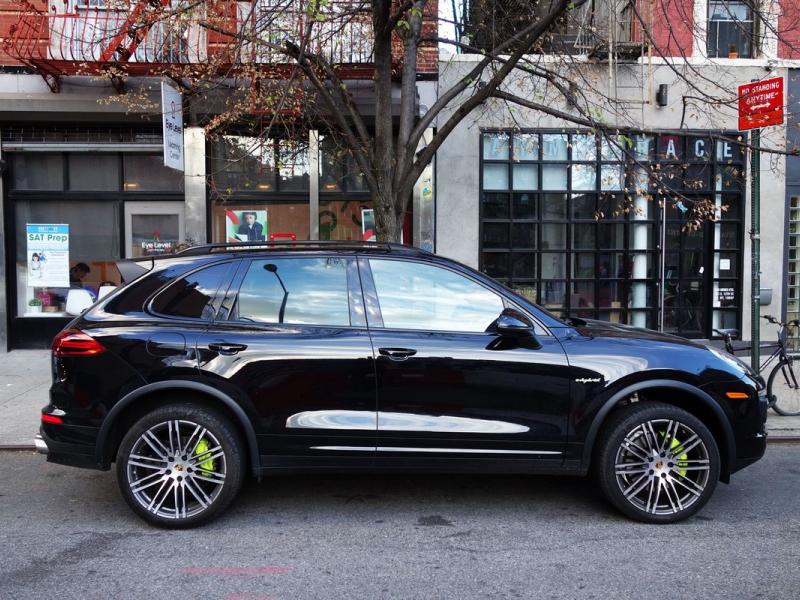 Down on Diesel? The 2016 Porsche Cayenne S E-Hybrid Is a Greener Pasture -  Bloomberg